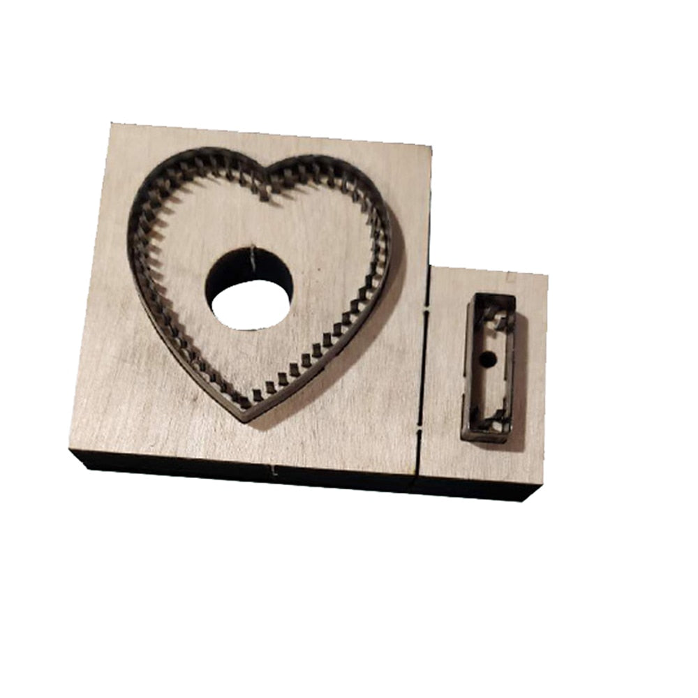 Leather Heart Key Ring - Cutting Die