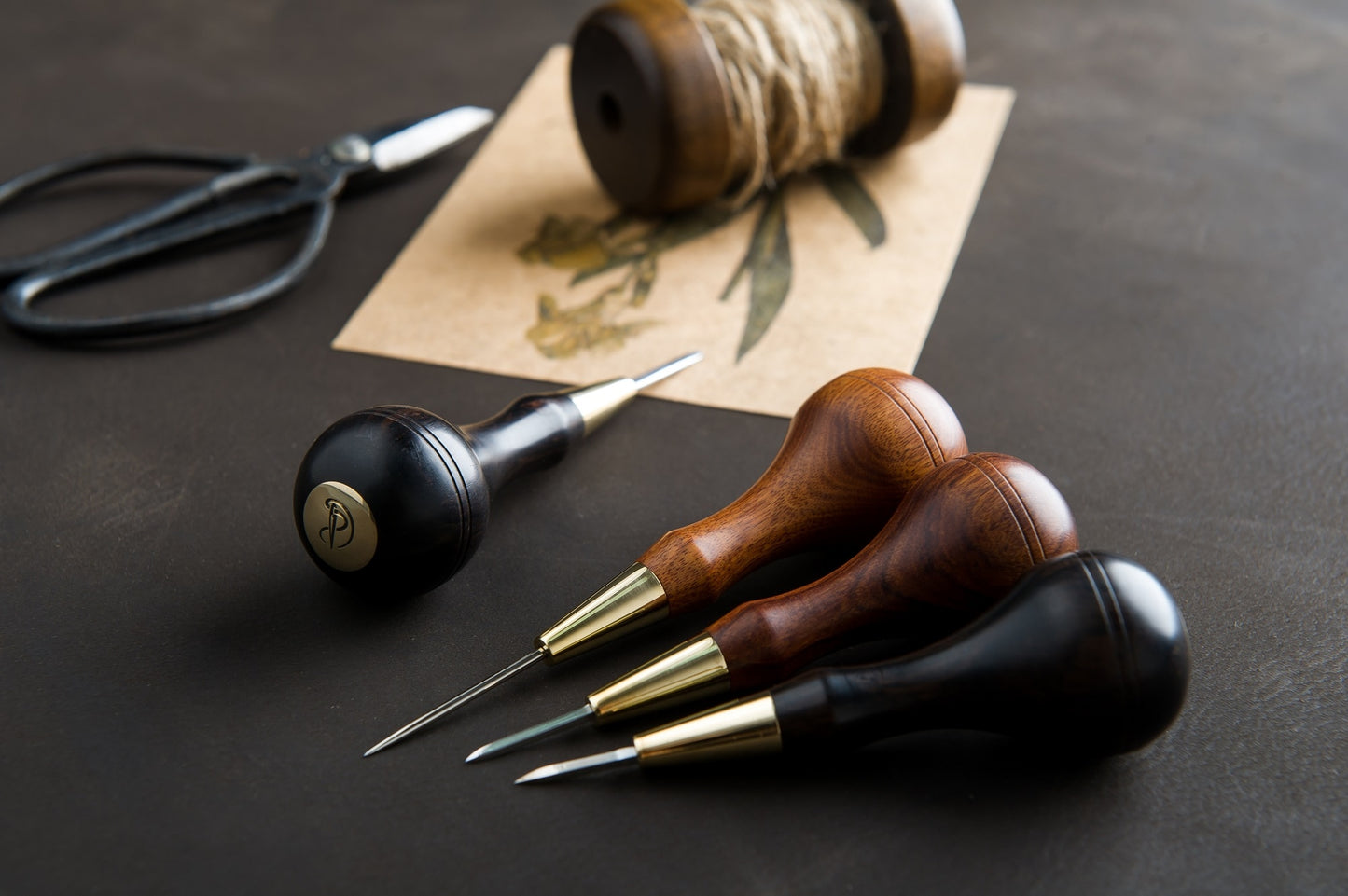 Kemovancraft - Leather Scratch Awl